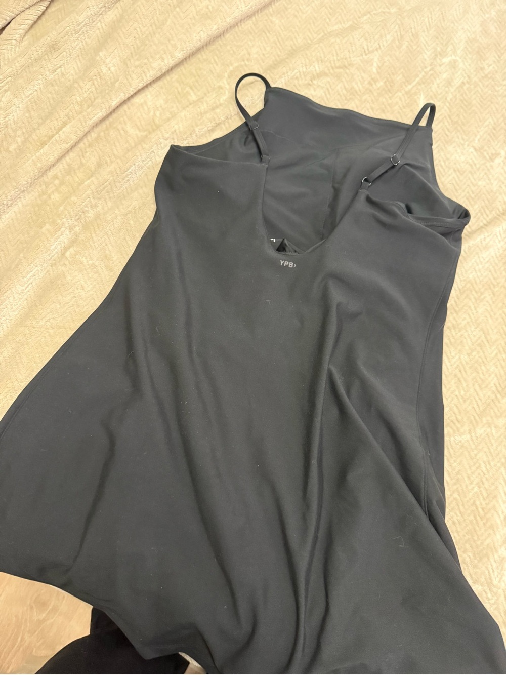 Abercrombie YPB Black Slim Apron Dress - Picture 3 of 6